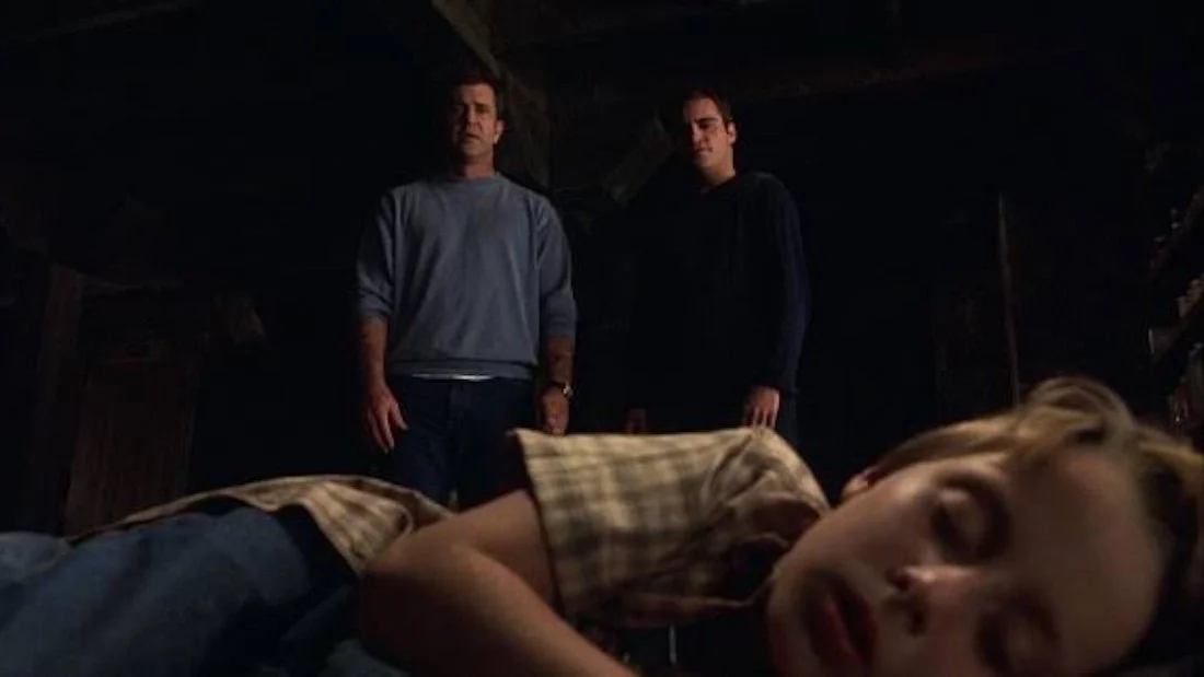 SIGNS (2002)