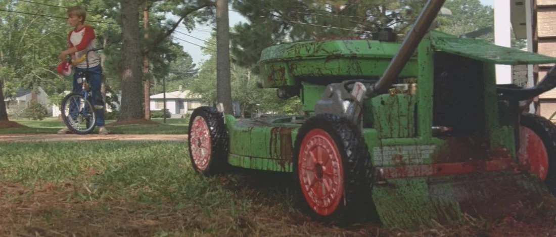 MAXIMUM OVERDRIVE (1986) lawnmower