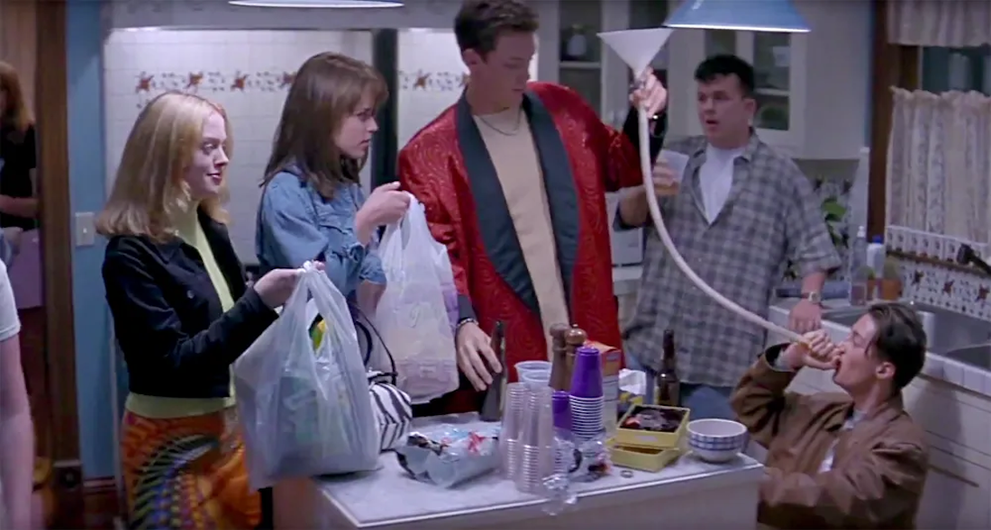 SCREAM (1996) party scene