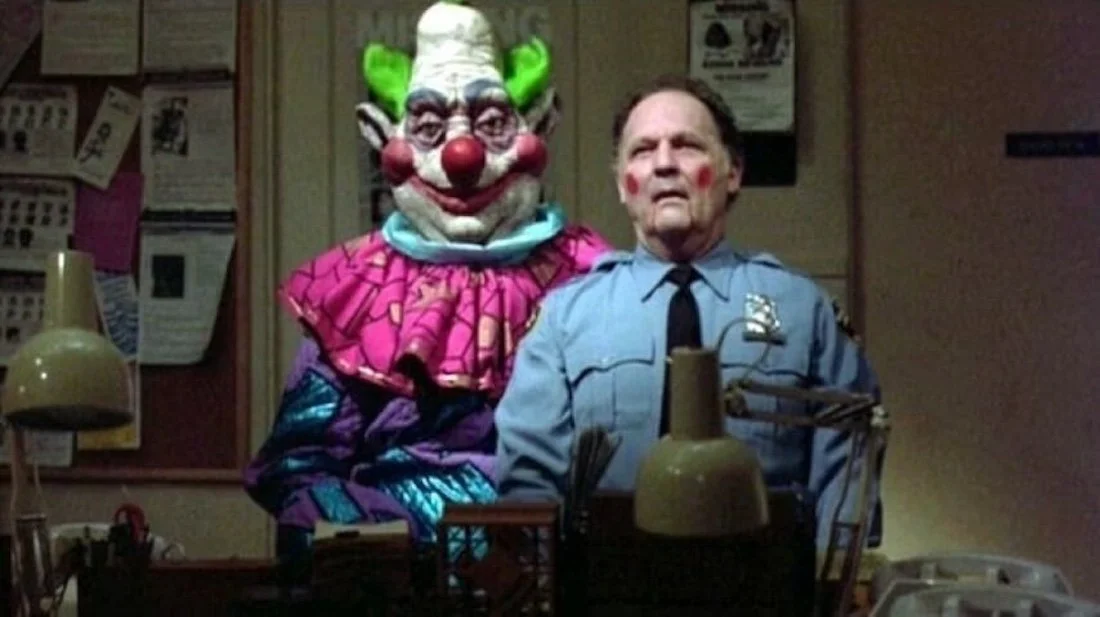 KILLER KLOWNS FROM OUTER SPACE (1988) klown and John Vernon