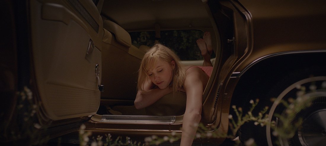 IT FOLLOWS (2014) Maika Monroe