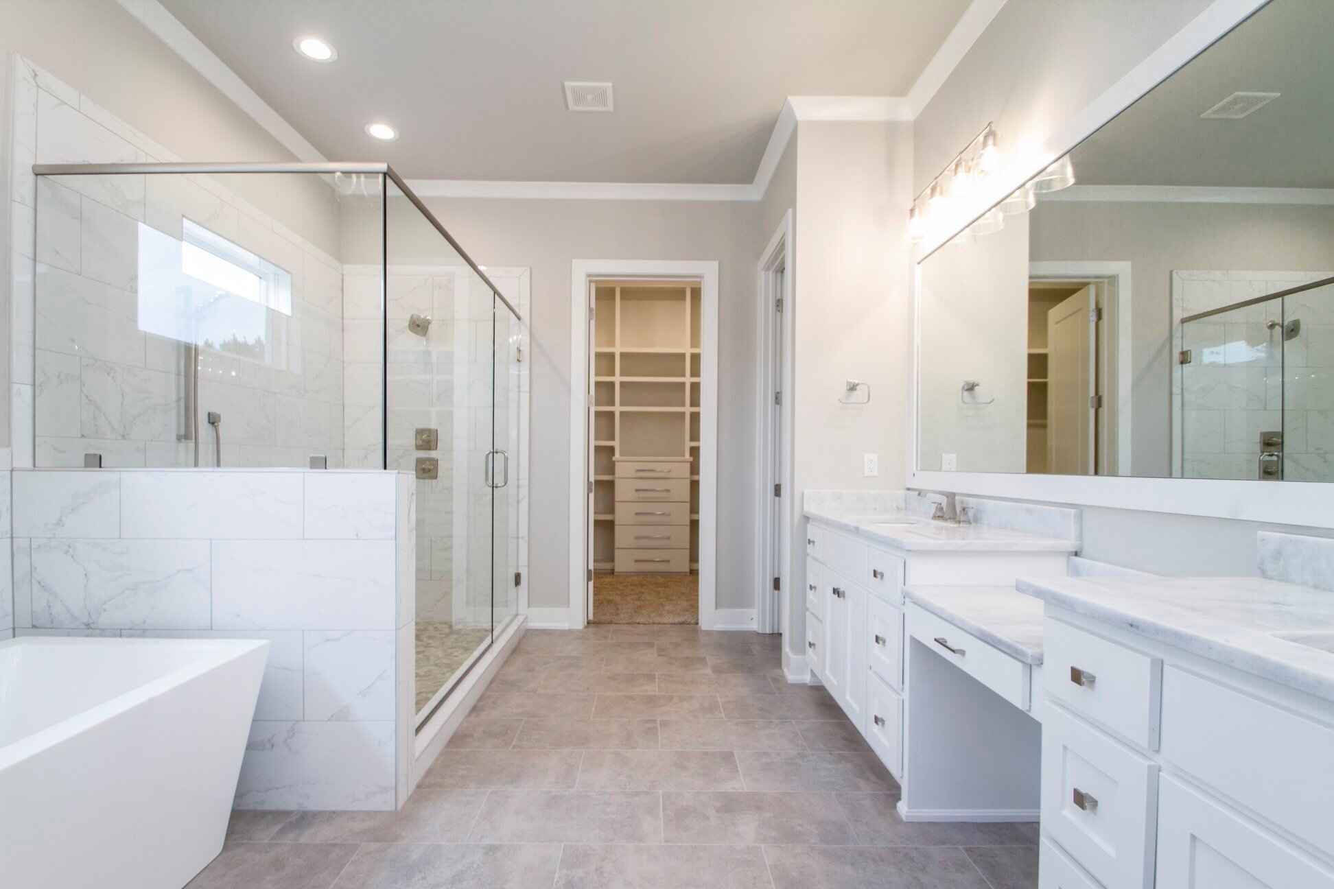 hesley bathroom 2.jpg