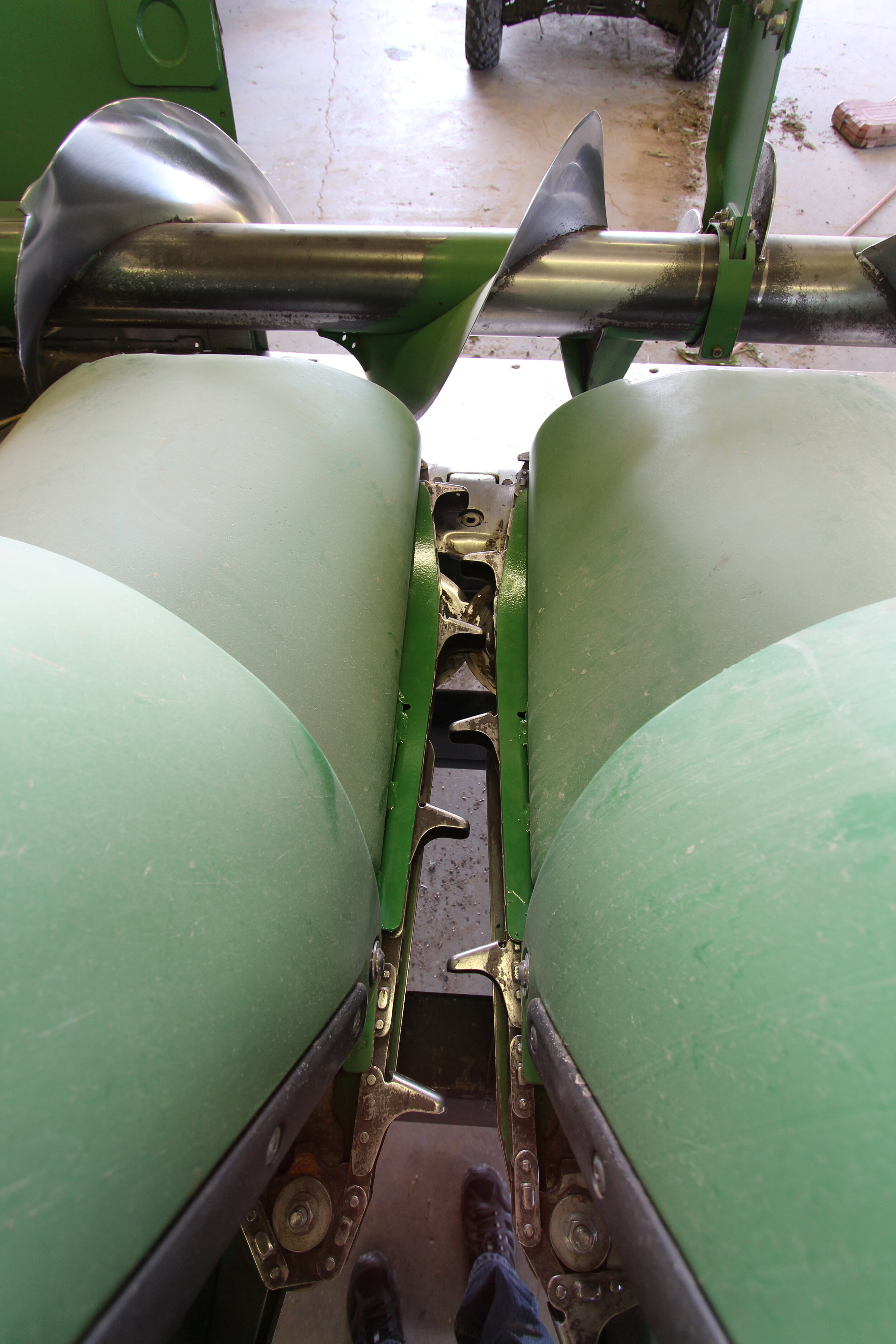 John Deere Weld On Cylinder Bracket Adjustable 90 Series Corn Head Deck Plates 