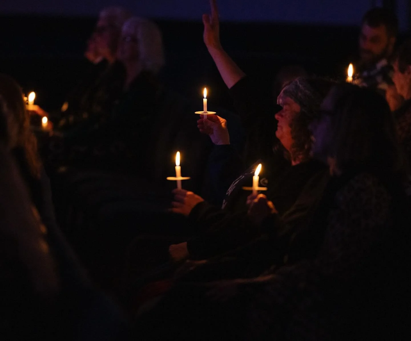 Join us tonight for our Christmas Candlelight Service at 6:30pm! 🎄🕯️