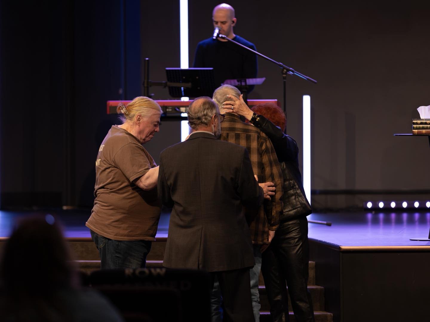 You don&rsquo;t have to carry it alone.

Wednesday nights at Faith Center are all about freedom&mdash;not just having a moment in God&rsquo;s presence, but being taught how to walk in the complete freedom Jesus promised you. We&rsquo;re coming togeth