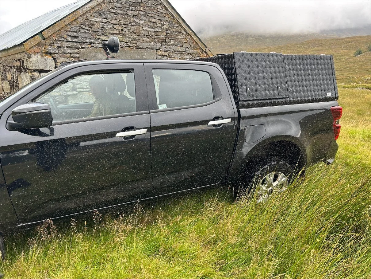 ‘Midgies galore on Mamore’