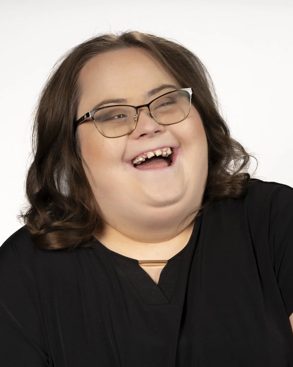 ALEXANDRA VINCENT-2 72dpi.JPG