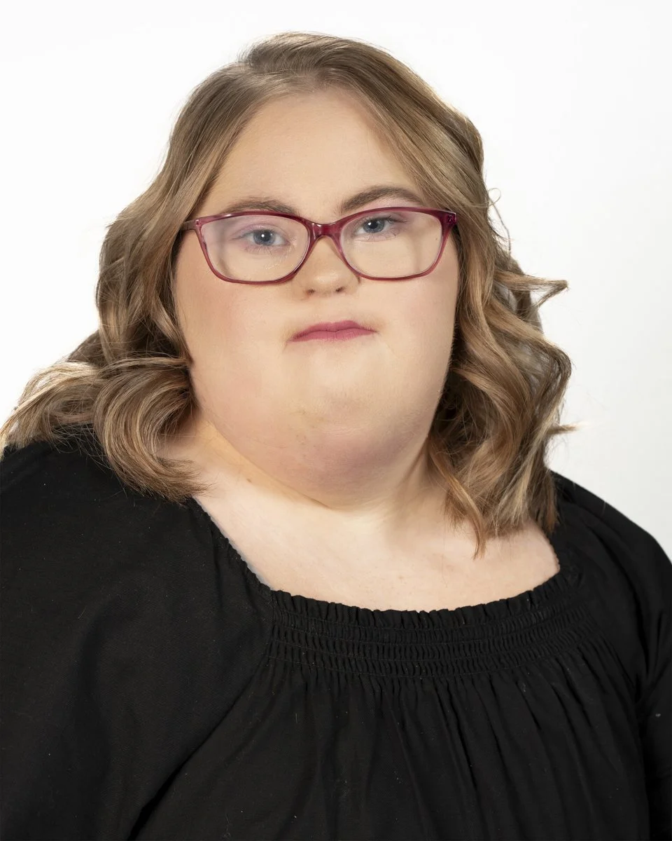 ARABELLA BURDEAUX-2-smile fb72dpi.JPG