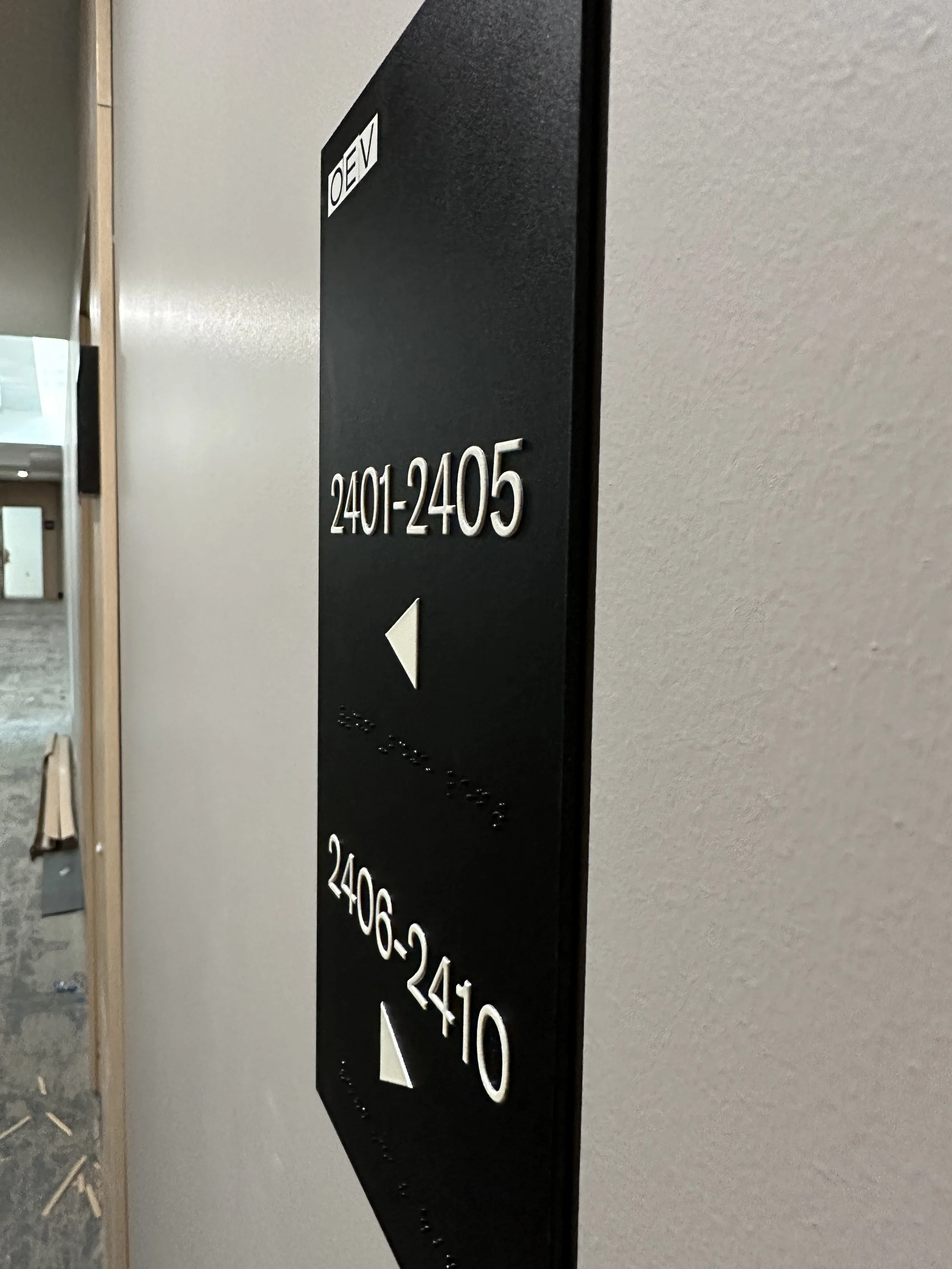 Tactile directional side view