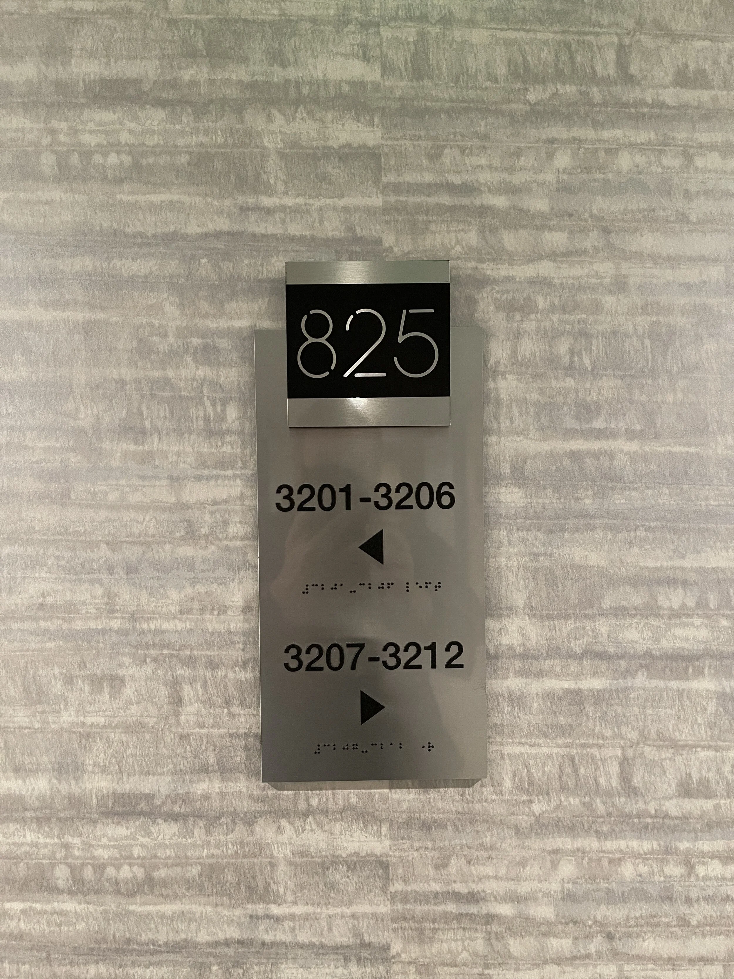 Brush silver tactile directional