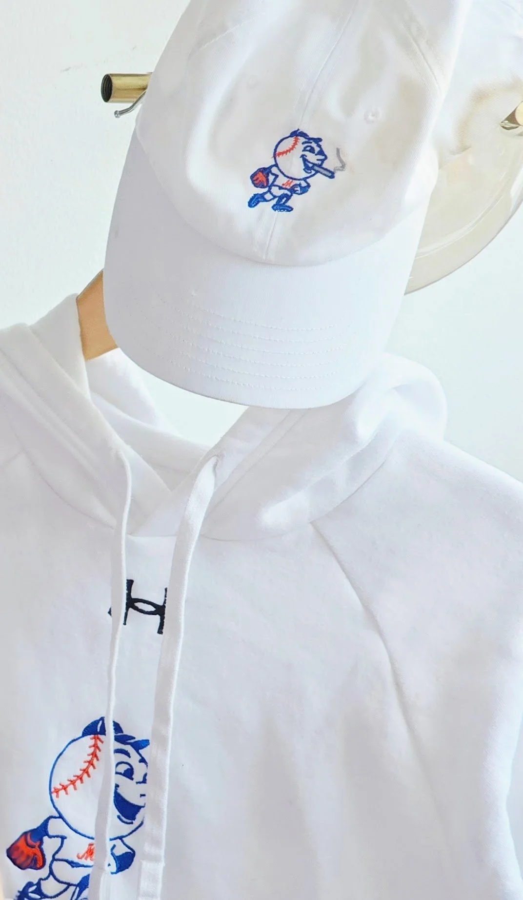 Z Mets hat and hoodie.jpg
