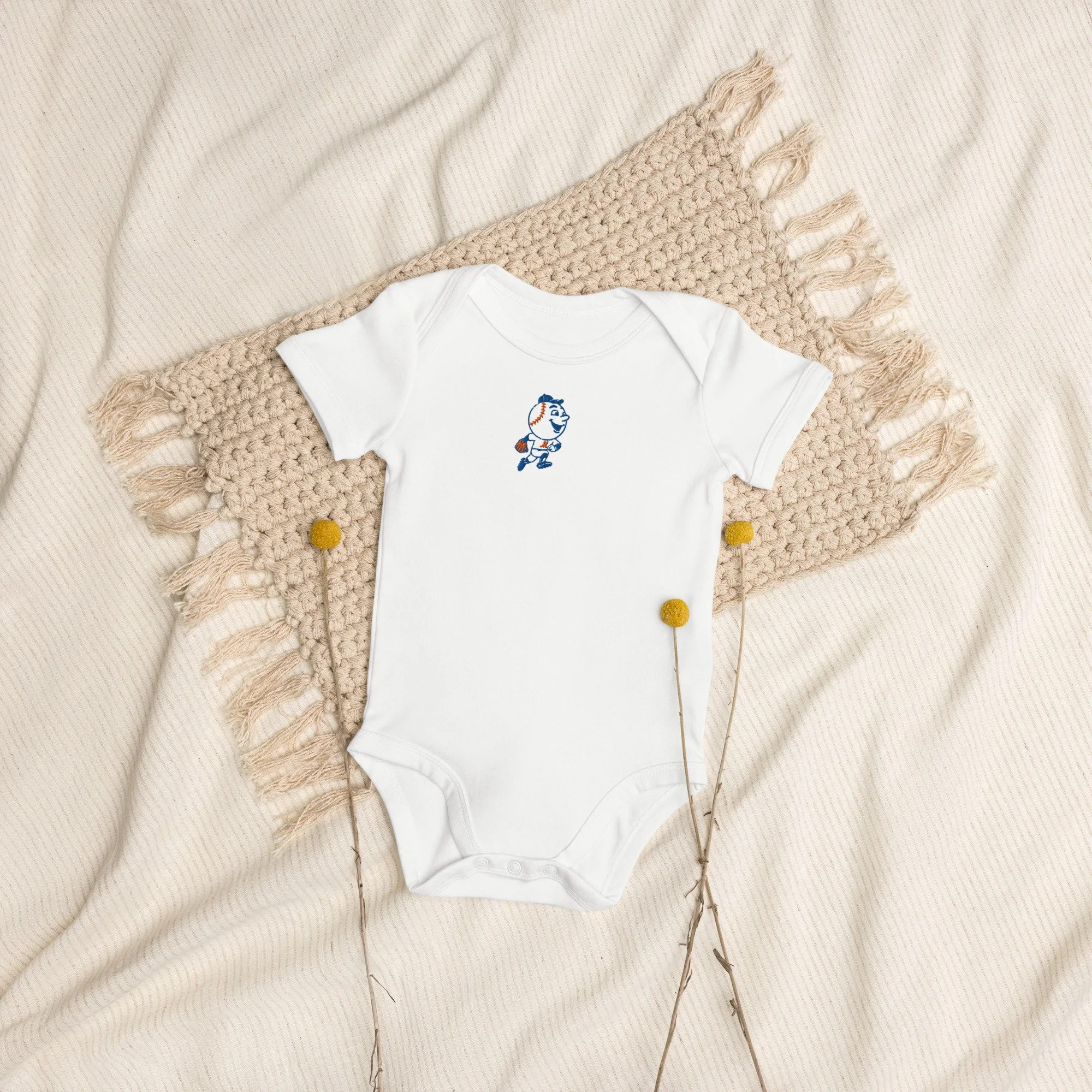 organic-cotton-baby-bodysuit-white-front-69348e05e60fc.jpg
