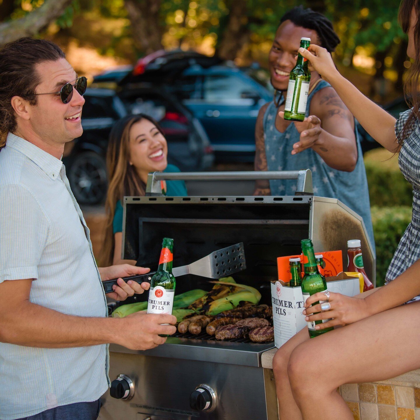 Reward your grillmaster for working on a holiday. The going rate is 1.5x more Trumer Pils than usual. 

#TheWorldsBestPilsner #BrewedInBerkeley #BayAreaBeer #LaborDay #Grilling