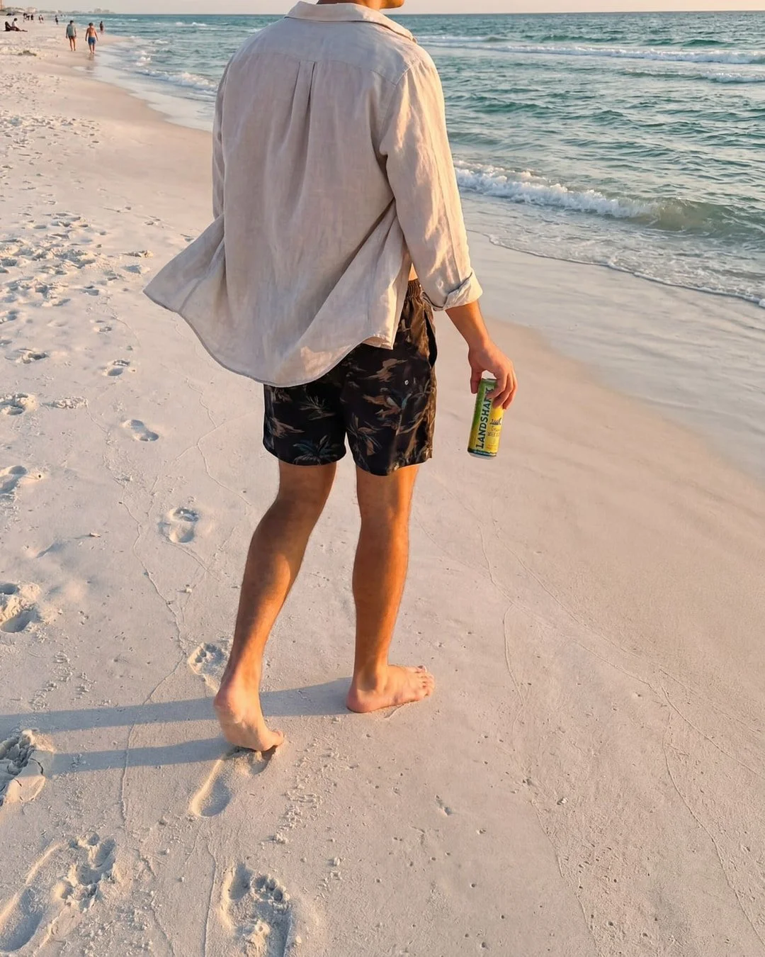 Golden hour hits different. One beach walk, one easy seat, and a Landshark in hand 🍋 More summer energy inside.

🌊 Now available in Texas, Florida, and Delaware. Grab yours today!

#landsharkvodkaseltzer #vodkaseltzer #hardseltzer #newdrinkalert #c