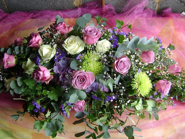 coffin flowers for lady