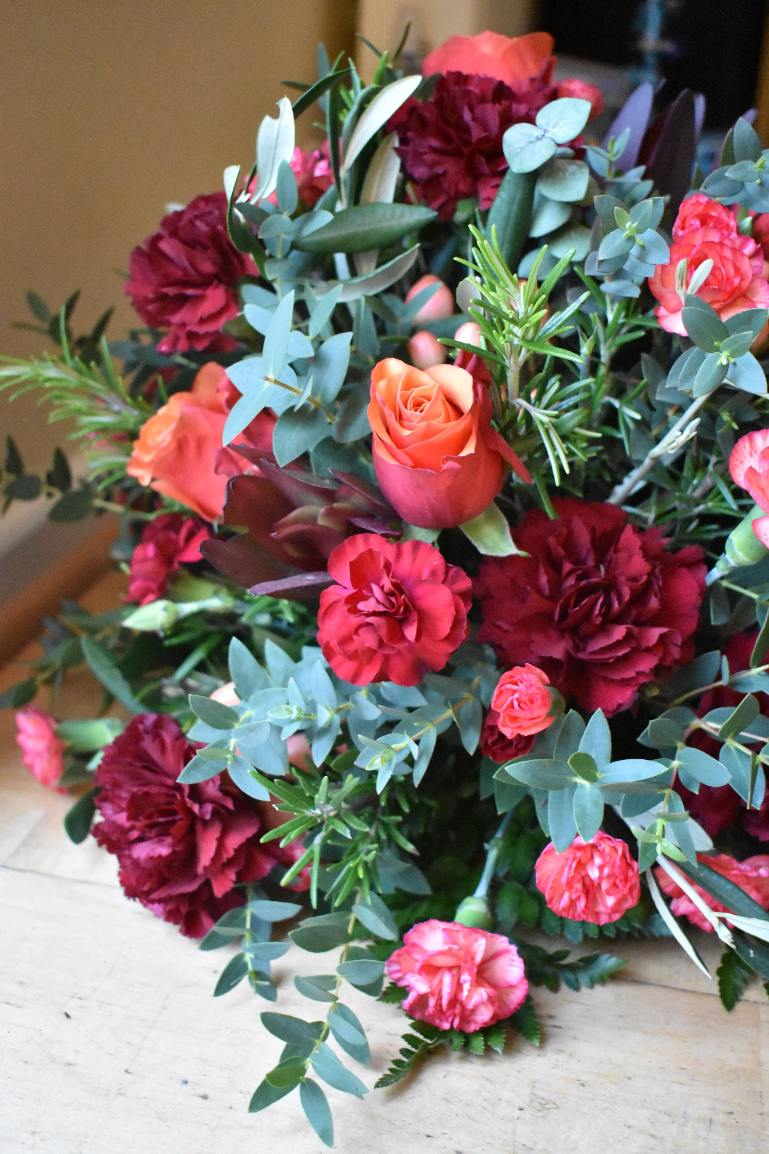 autumnal funeral posy