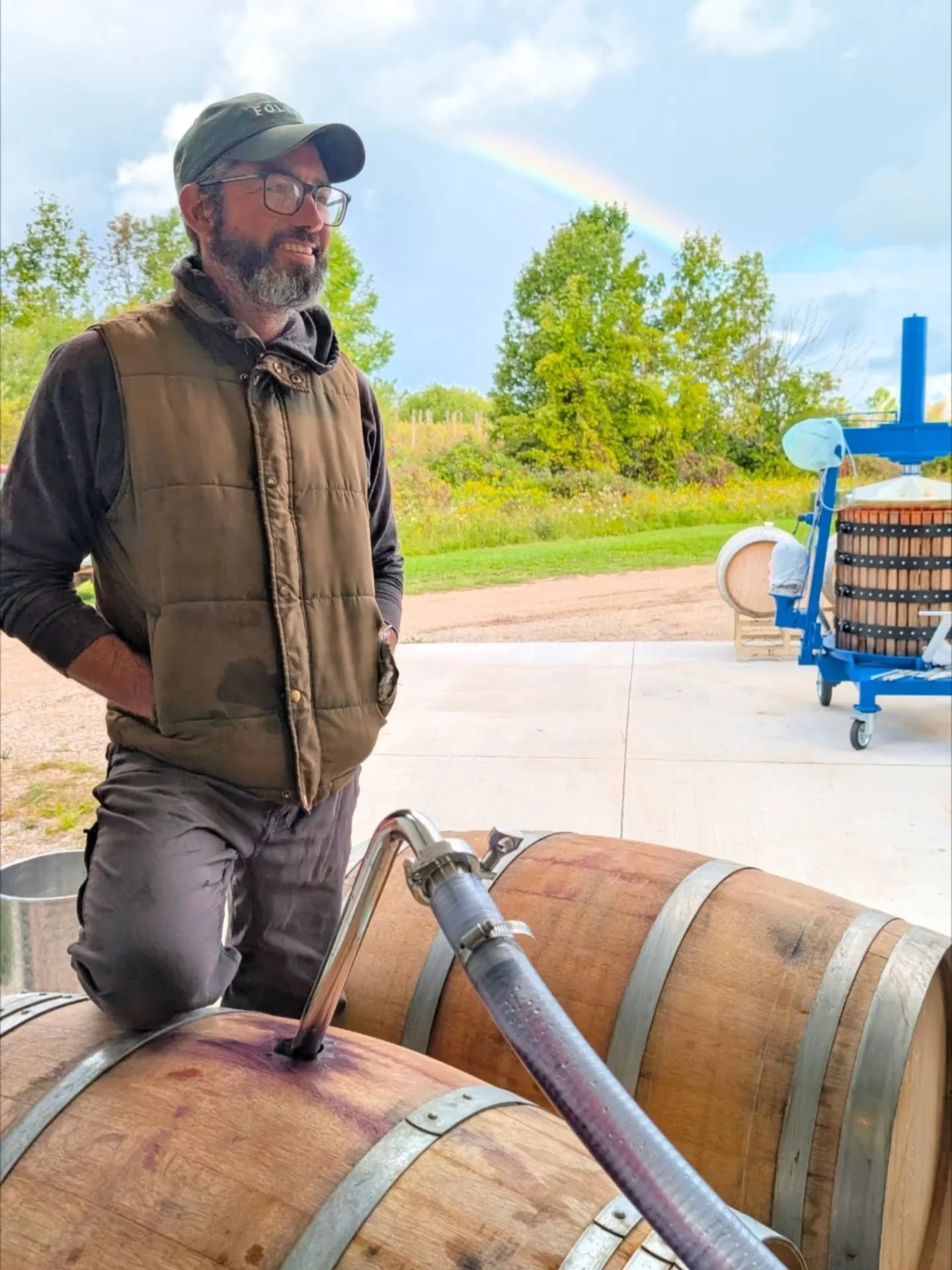 Happy birthday to our #1 vine guy and wine nerd! We love you Derrick 🍇🍷
Wish him sto lat if you see him this weekend.