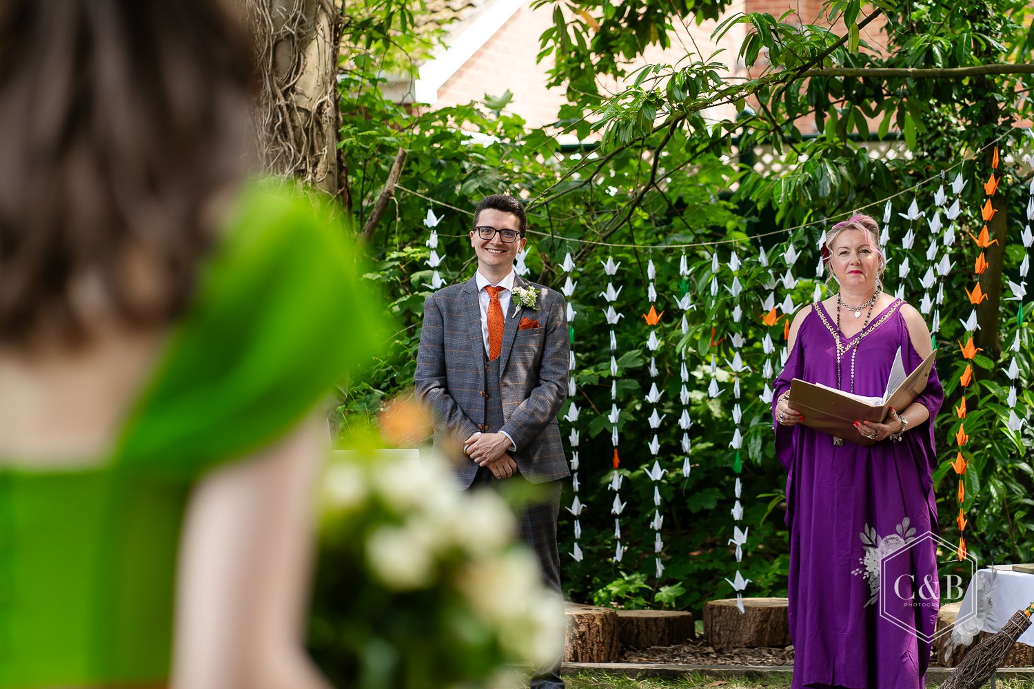 village-hall-oxfordshire-wedding-photography-018.jpg