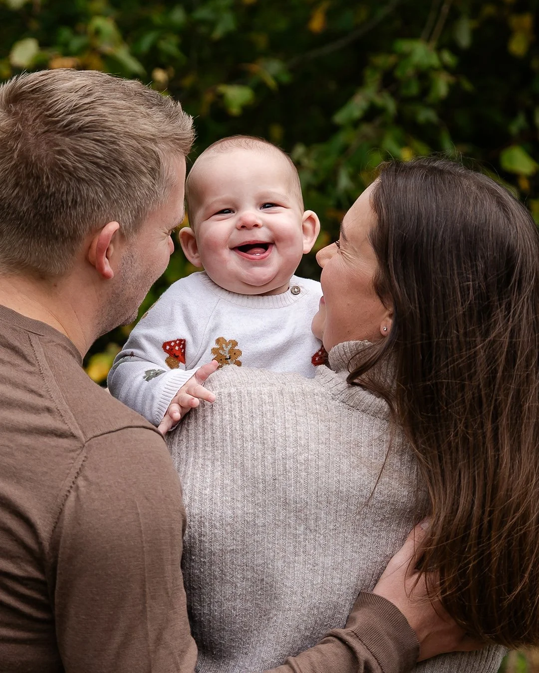 Because you should be in the photos too!

If your camera roll is full of photos of everyone else, let&rsquo;s fix that.

My family photoshoots are relaxed and full of laughter, with no awkward posing. Just natural smiles and genuine connection.

It&r