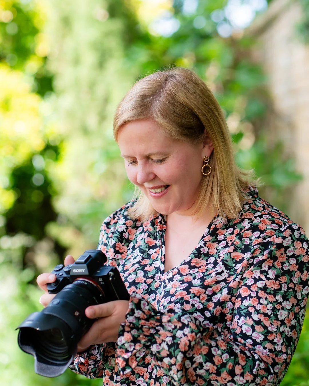 Hello December - and hello to everyone who&rsquo;s new around here! 👋

The start of the month always feels like a great time for a reintroduction so here goes...

I&rsquo;m Kate, a wedding, family and branding photographer based in Chippenham specia
