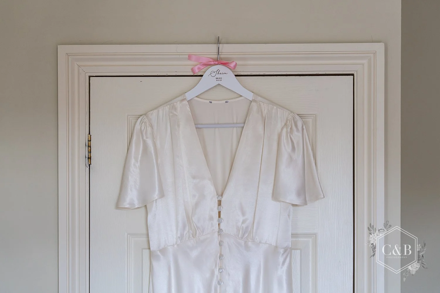 limpley-stoke-wedding-photography-007.jpg