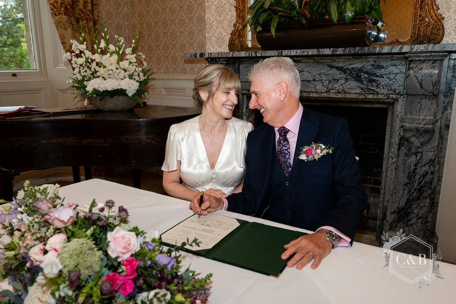 limpley-stoke-wedding-photography-039.jpg
