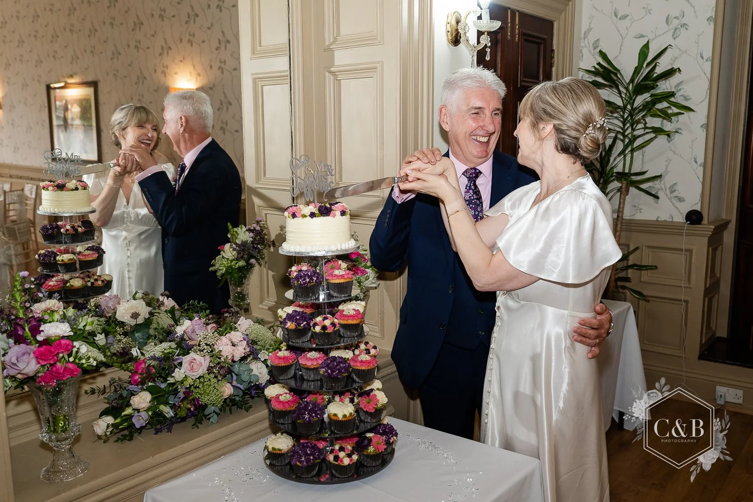 limpley-stoke-wedding-photography-053.jpg