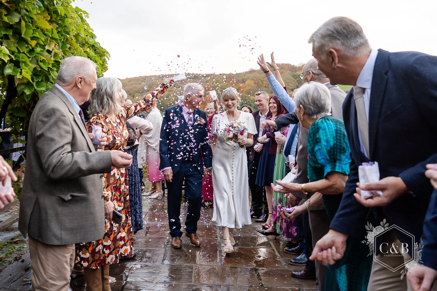 limpley-stoke-wedding-photography-055.jpg