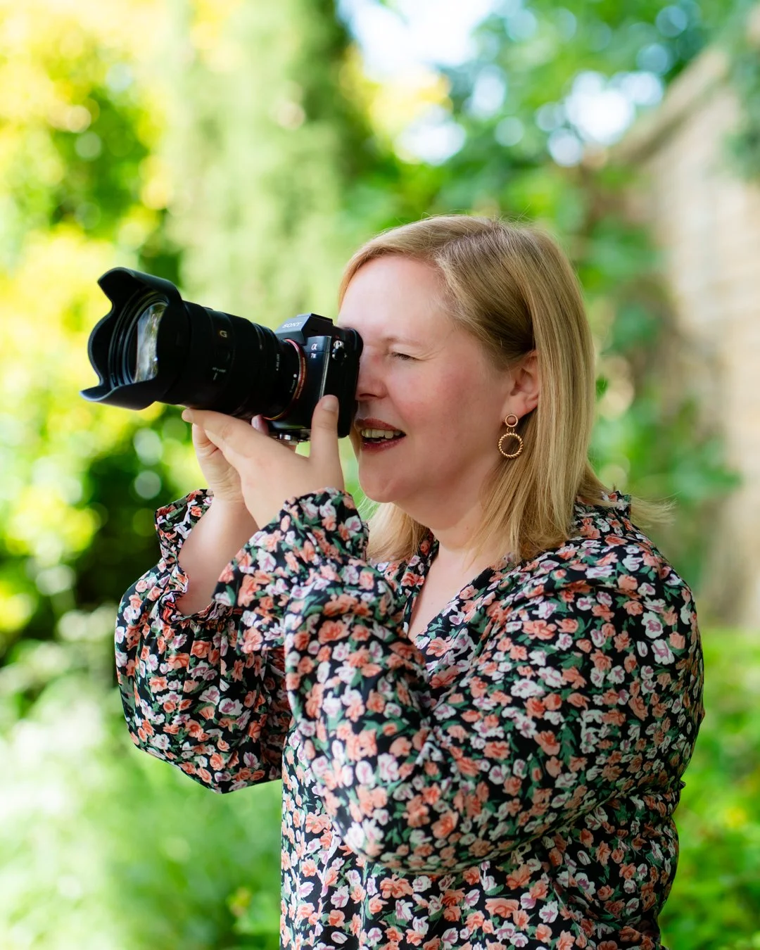 How long have you been in business?

Can you believe that I've actually been in business for 15 years?! 

My business officially started back in 2010 although it wasn't until 2018 that I rebranded to Copper and Blossom Photography. The rebrand still 