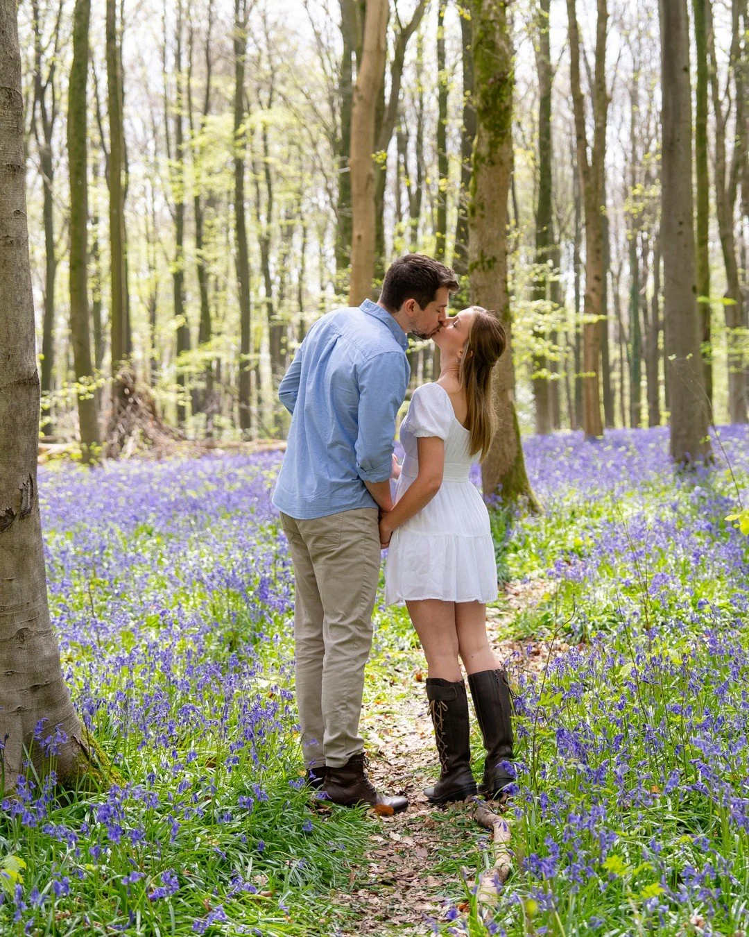 FINAL CALL

I have one final bluebell woods mini-session available on Sunday 26th April.

FAMILIES ✨
Join me for some exploration in amongst the bluebells - the perfect opportunity to make some everlasting memories whilst capturing some beautiful por