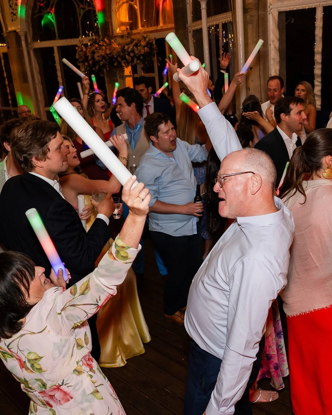 Heading into the long bank holiday weekend be like&hellip;

Have a great weekend peeps! ☀️🕶️

#wiltshireweddingphotographer #wiltshireweddings #weddingsinwiltshire