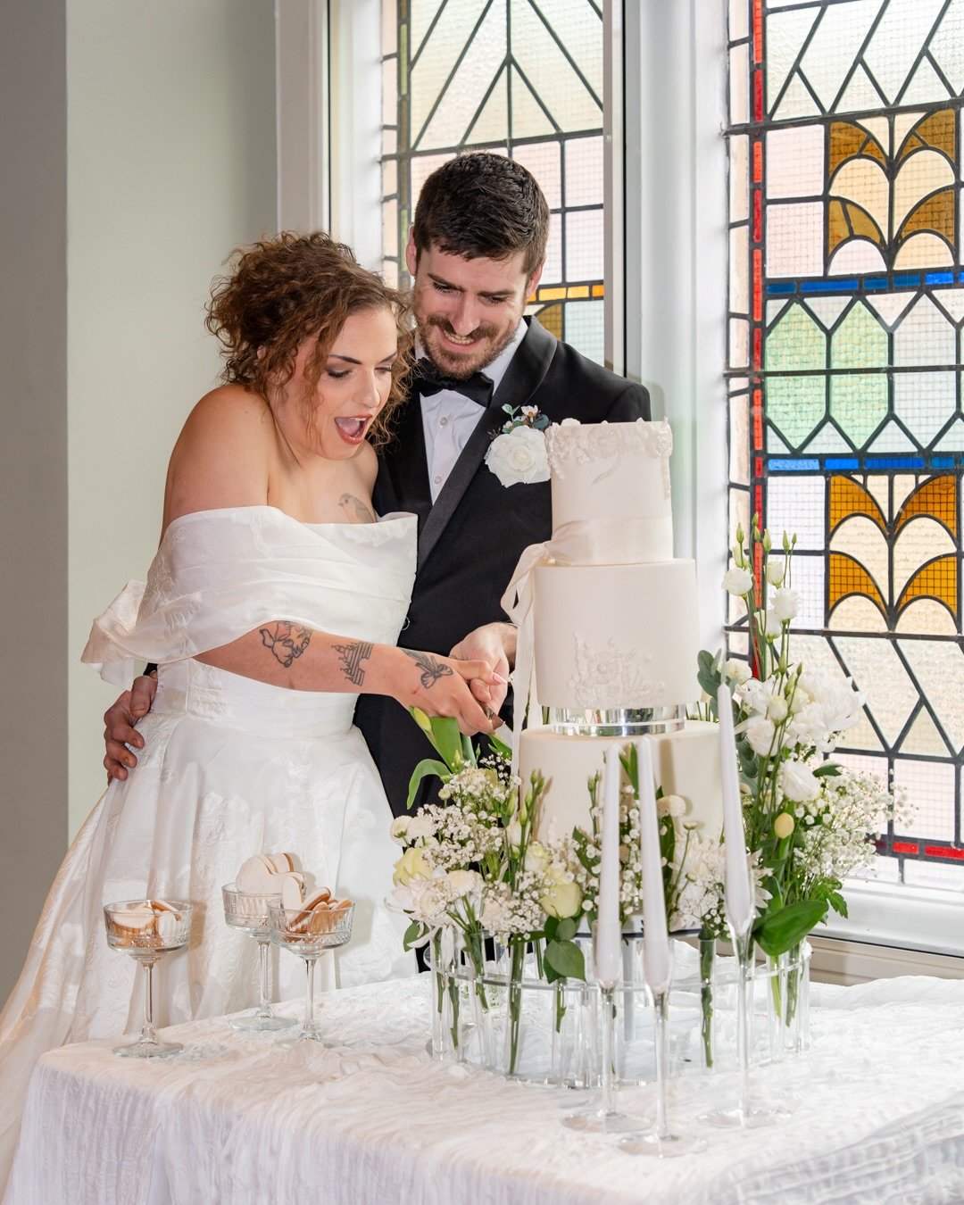 It may have started as a &ldquo;White Serenity&rdquo; styled shoot but I think I&rsquo;m going to rename it an &ldquo;Epic Windows&rdquo; styled shoot instead! 

Just look at them! Such a great source of inspiration for some amazing photos.

Organise