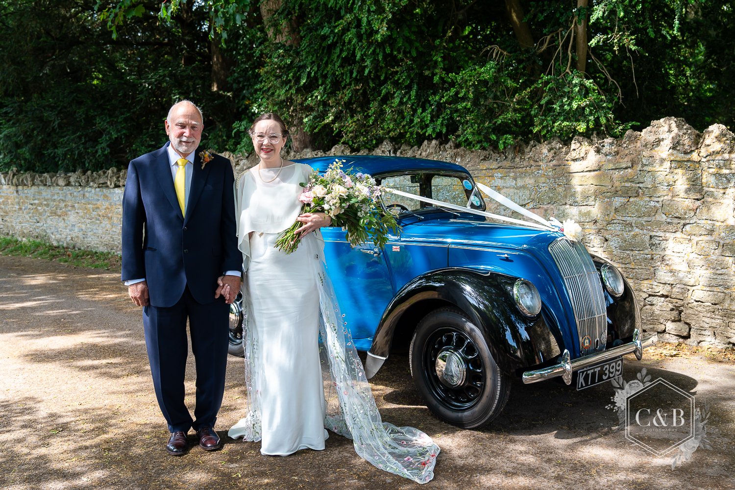 dauntsey-wedding-photography-013.jpg