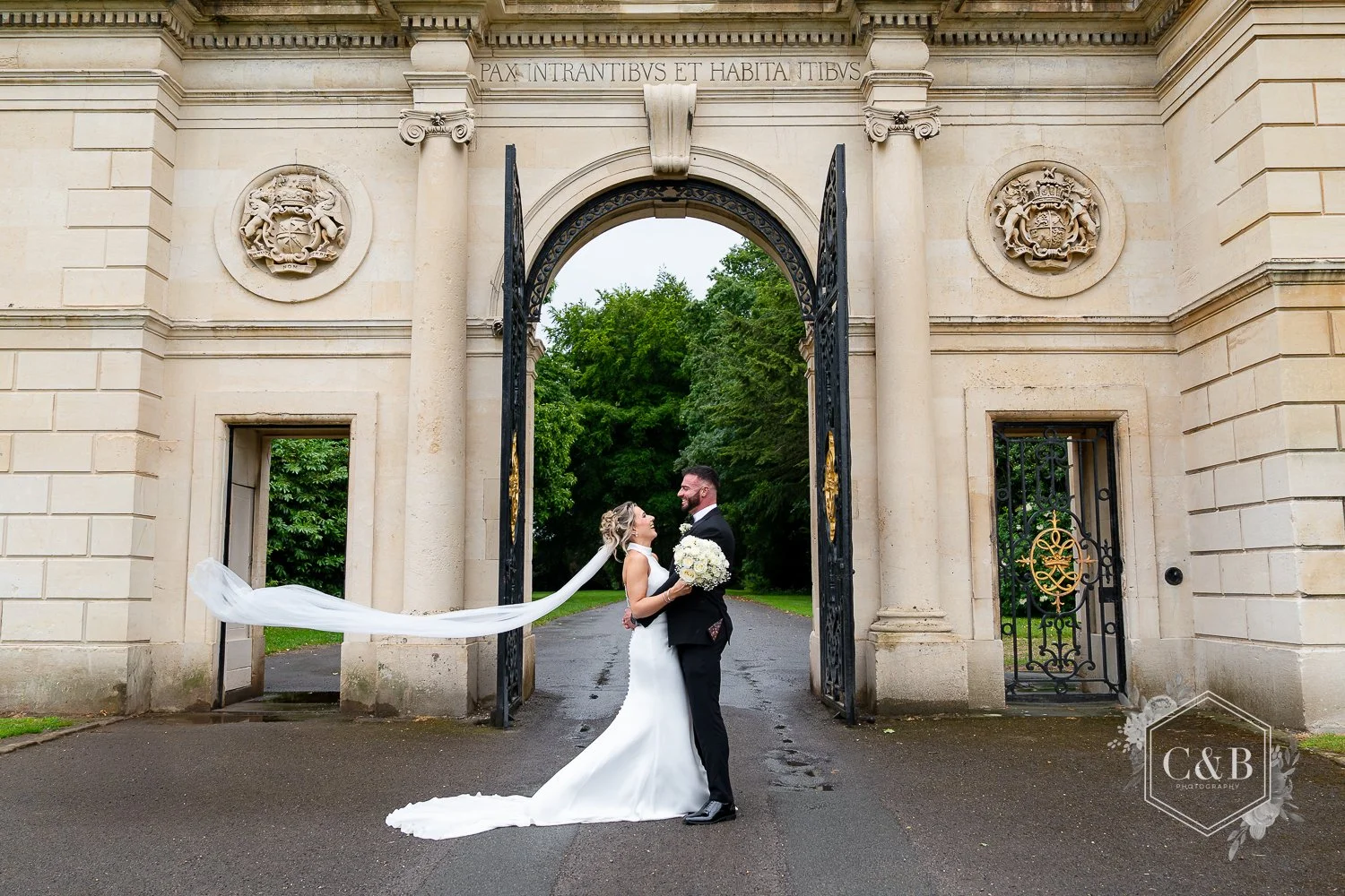 bowood-hotel-wedding-photography-050.jpg