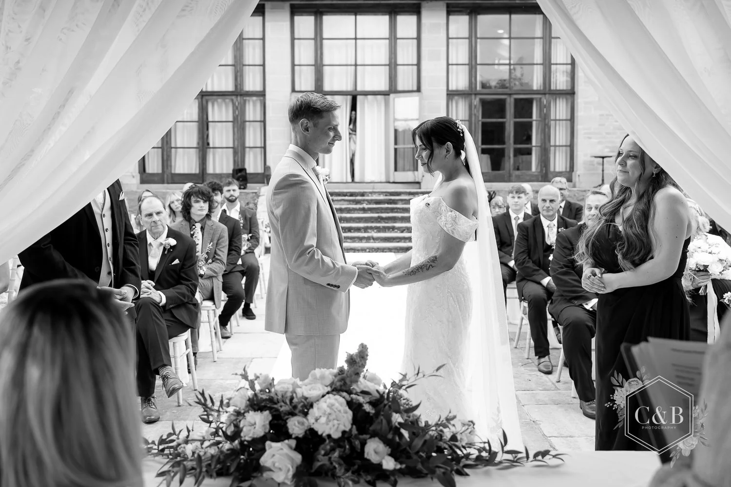 bowood-outdoor-wedding-photography-040.jpg