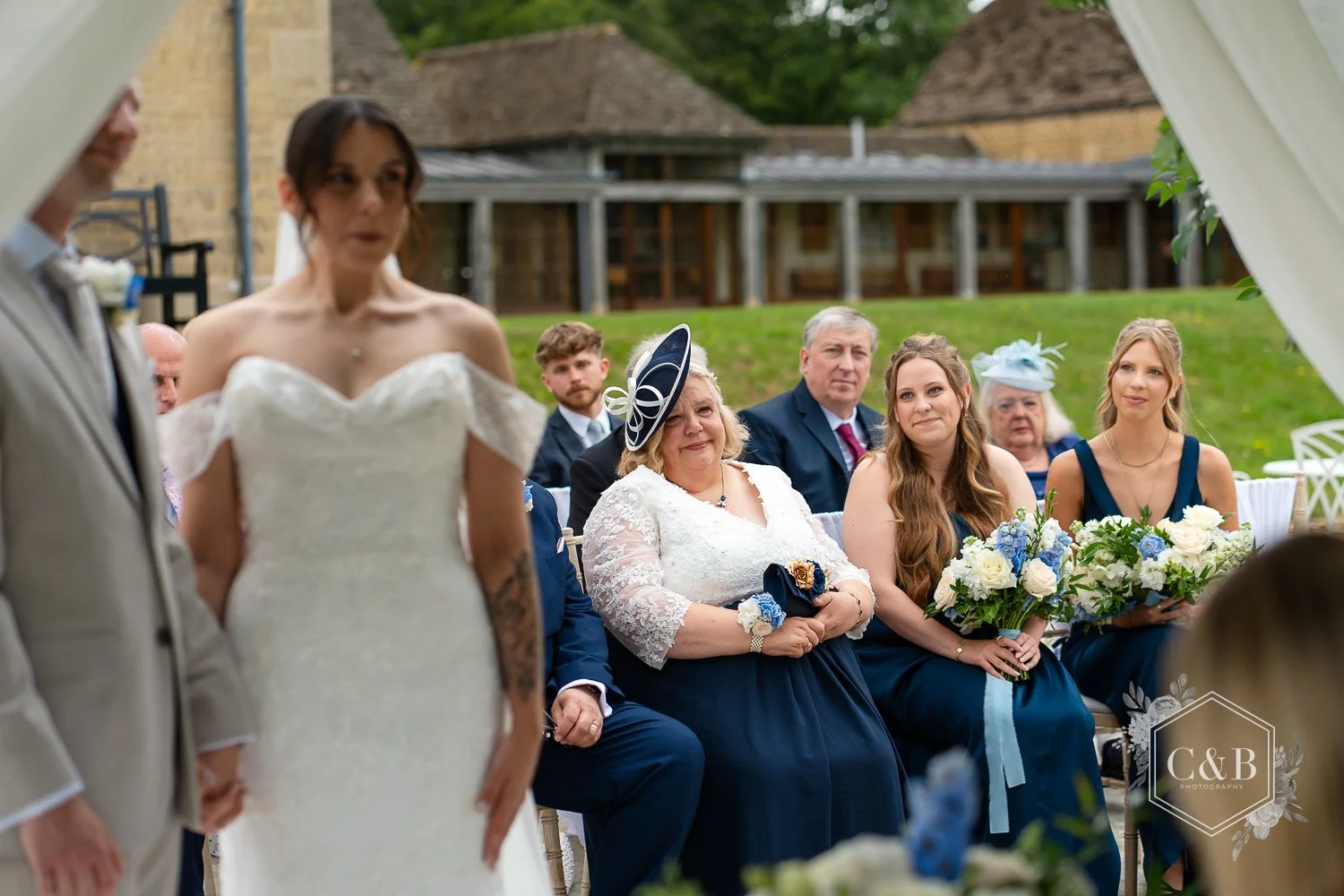 bowood-outdoor-wedding-photography-041.jpg