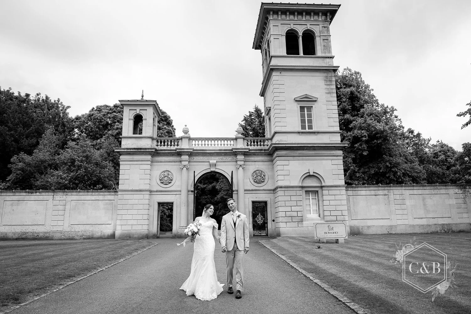 bowood-outdoor-wedding-photography-061.jpg
