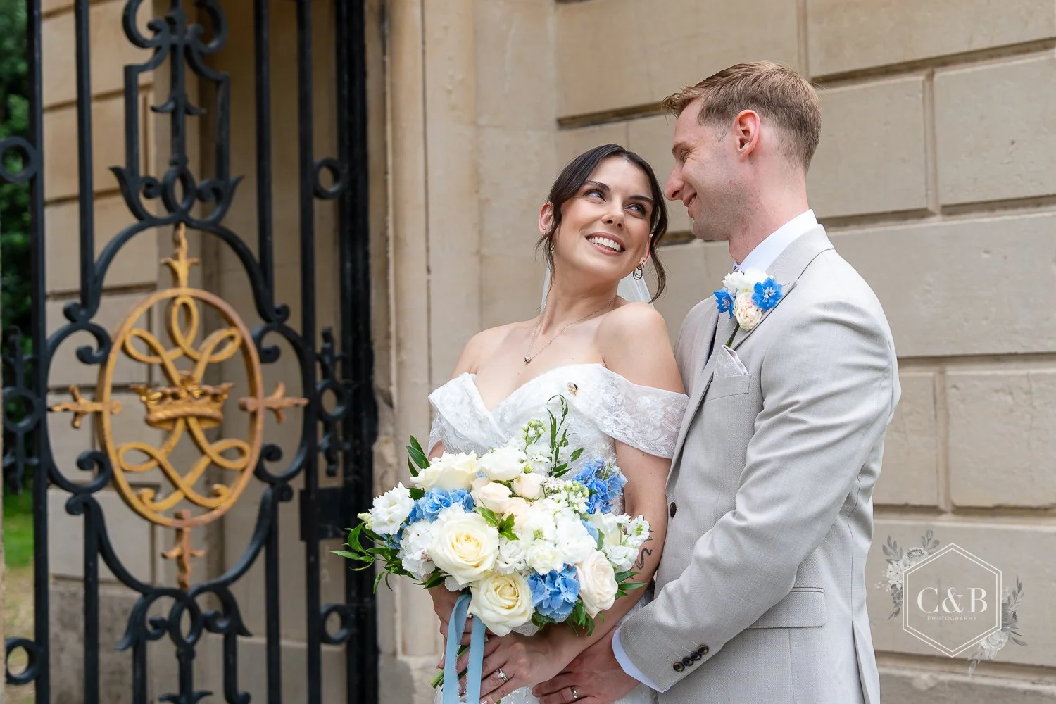 bowood-outdoor-wedding-photography-060.jpg