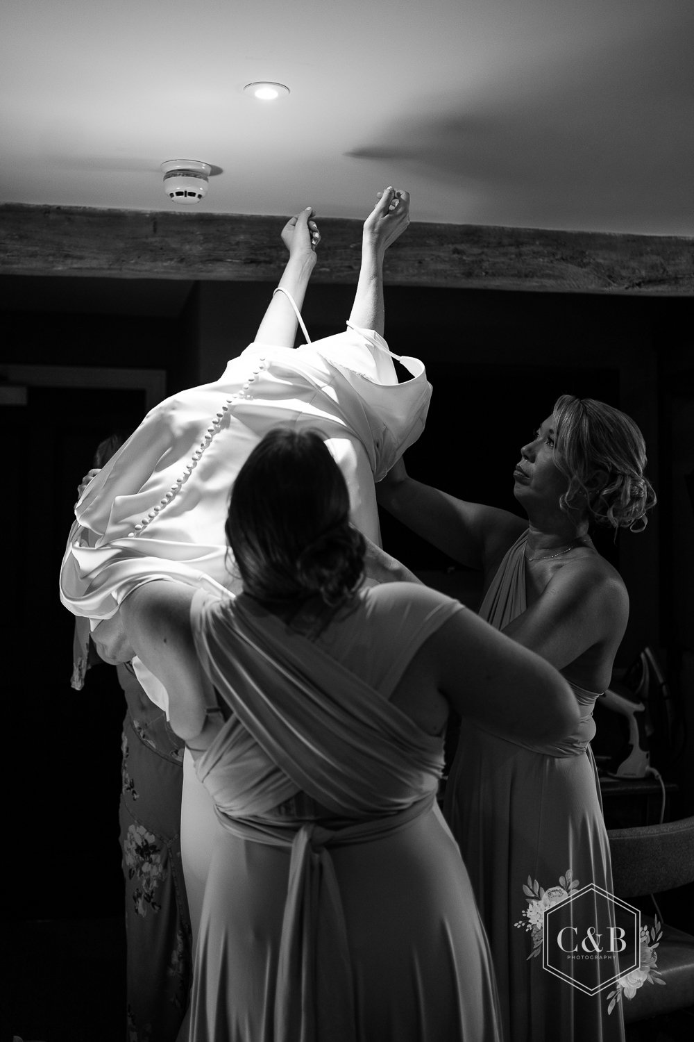 methuen-arms-wedding-photography-013.jpg