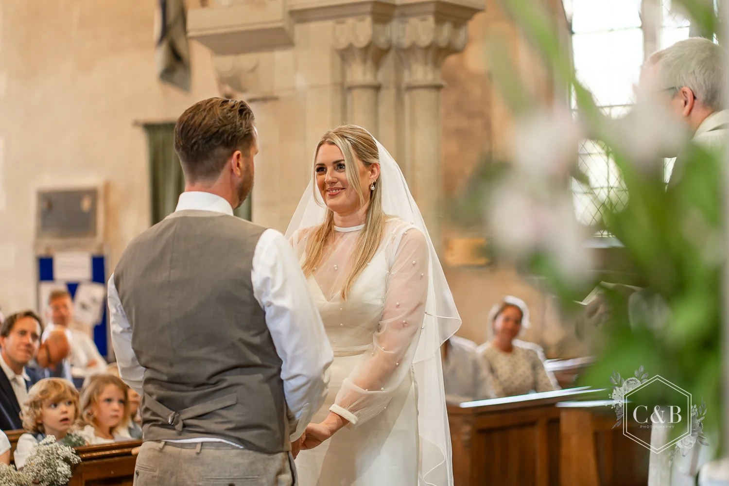 methuen-arms-wedding-photography-036.jpg