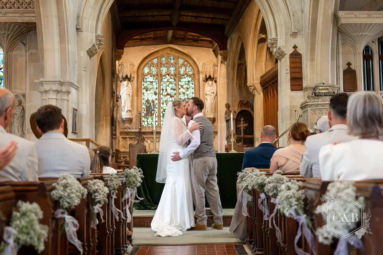 methuen-arms-wedding-photography-040.jpg