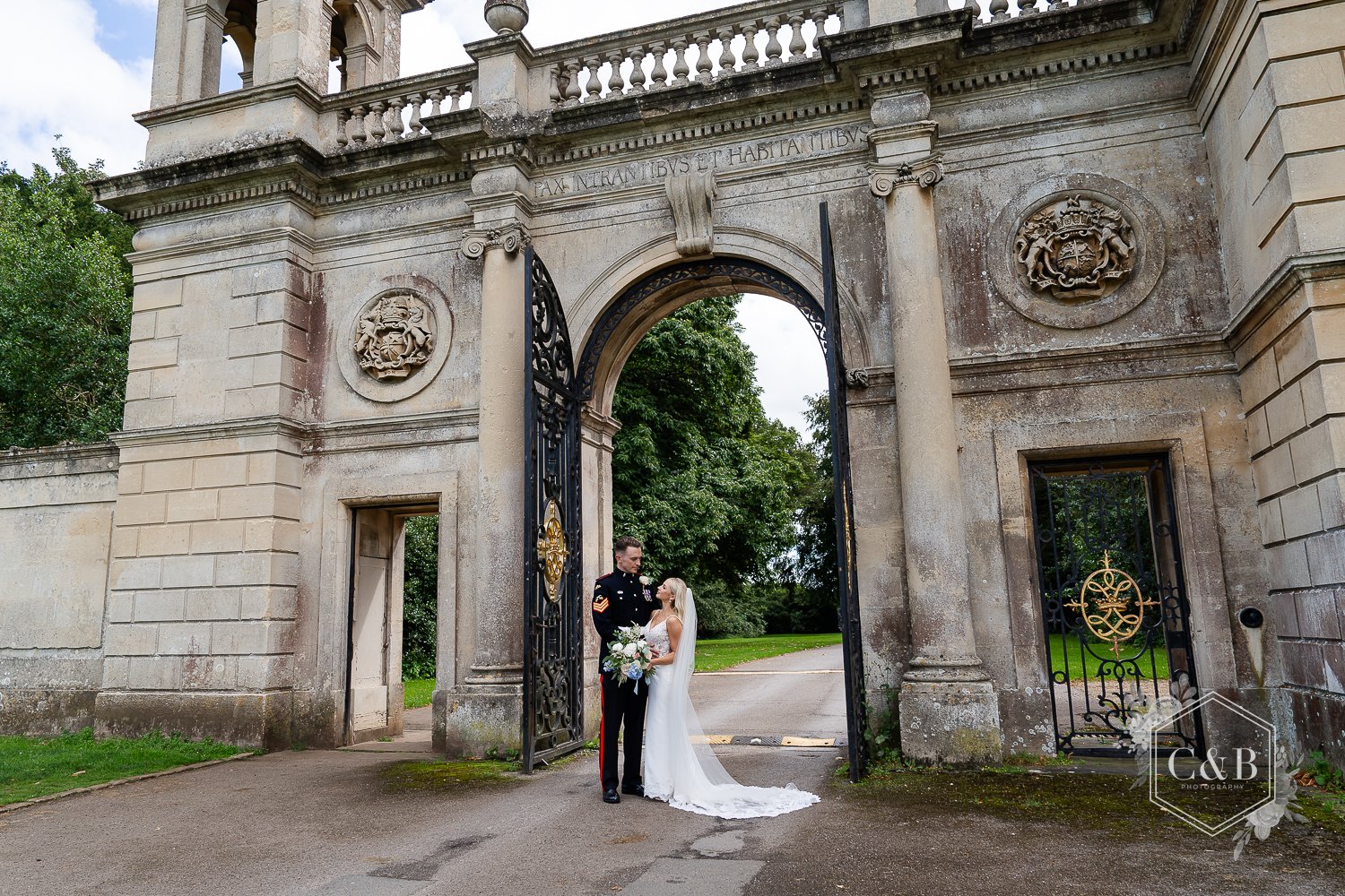 bowood-wiltshire-wedding-photography-043.jpg