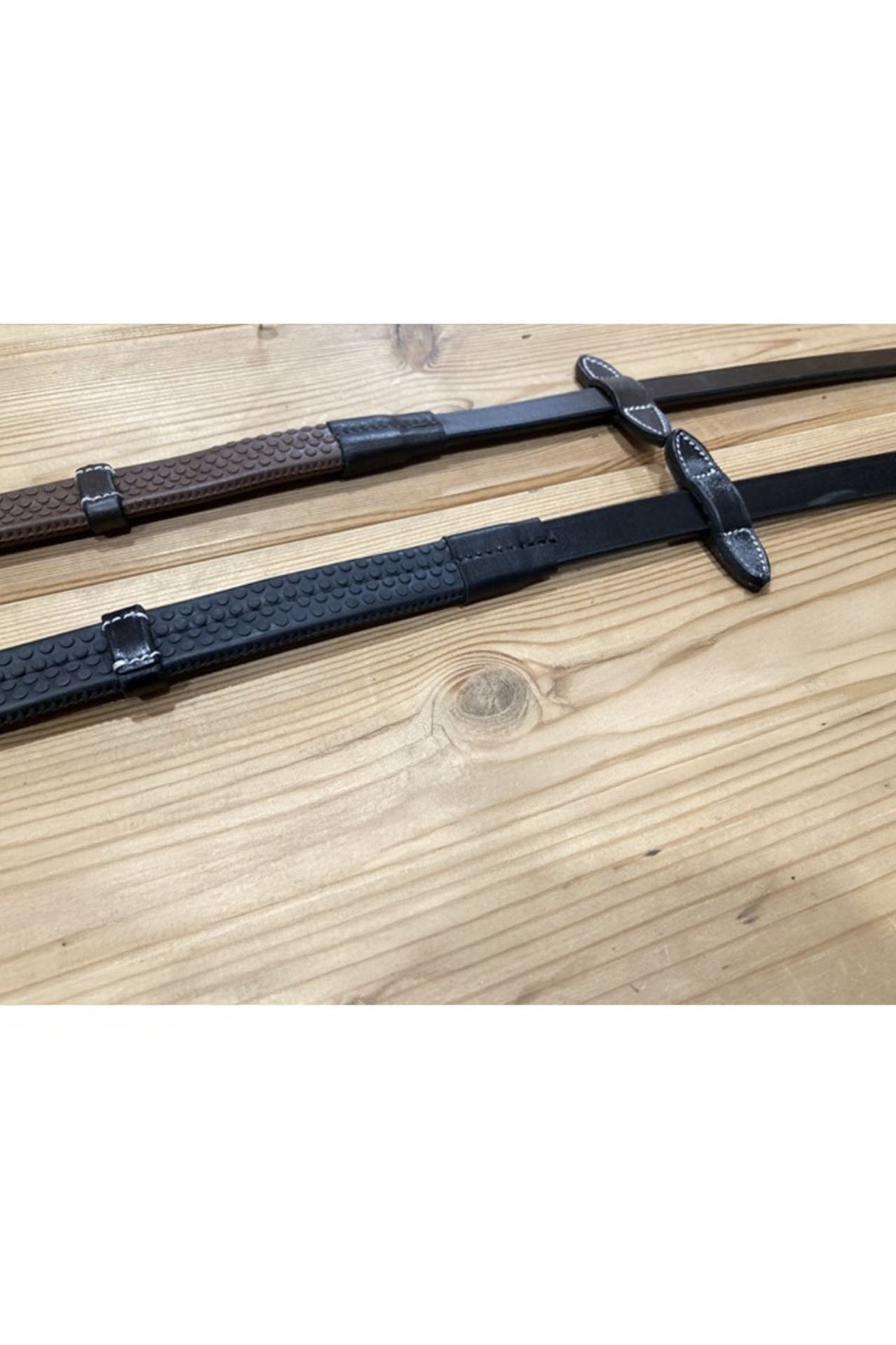 JUMP'IN One Collection Rubber Reins 5/8" With Stops - Hazelnut, Havana Or Black