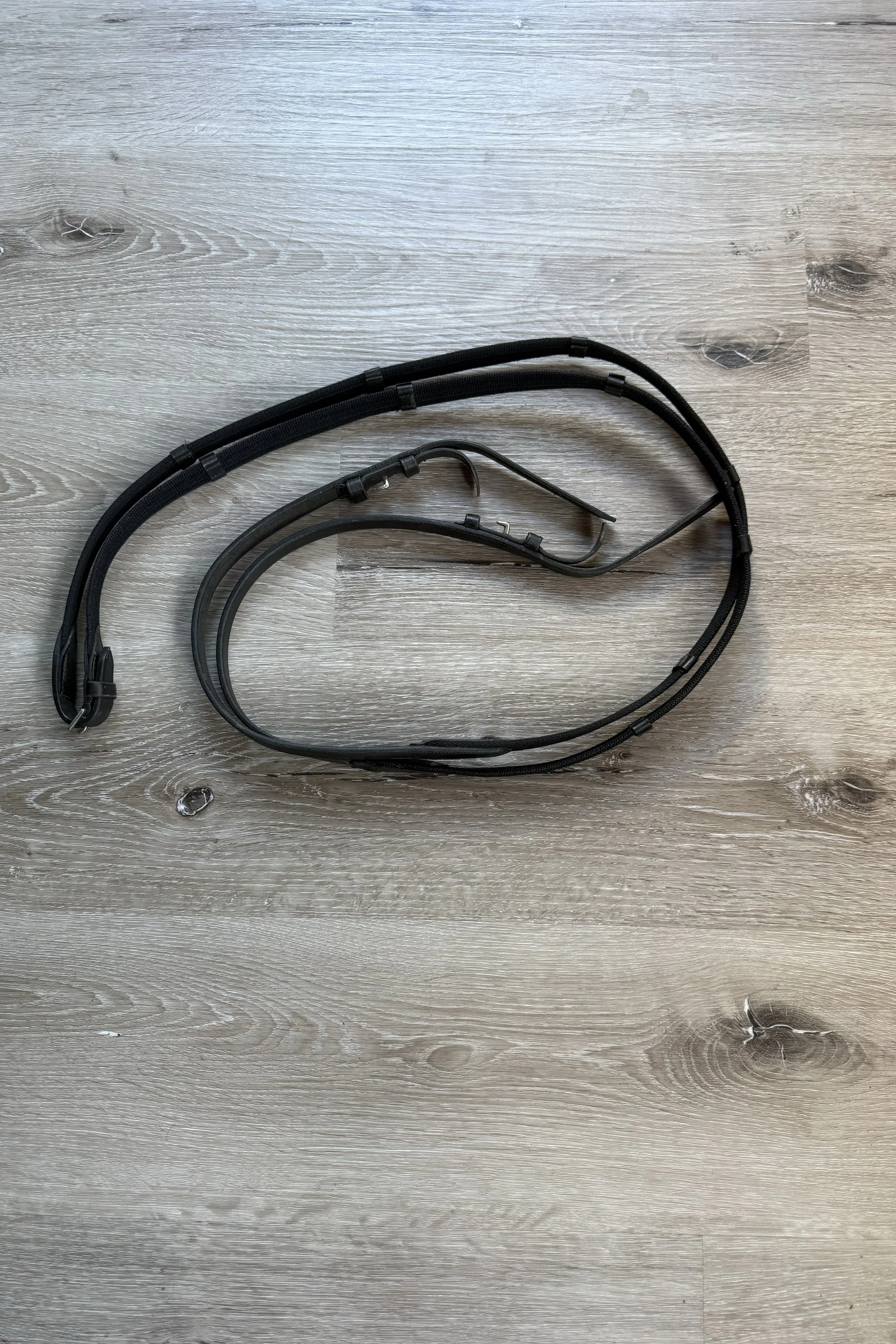 Cotton Web Reins with Hand Stops in Black - Full