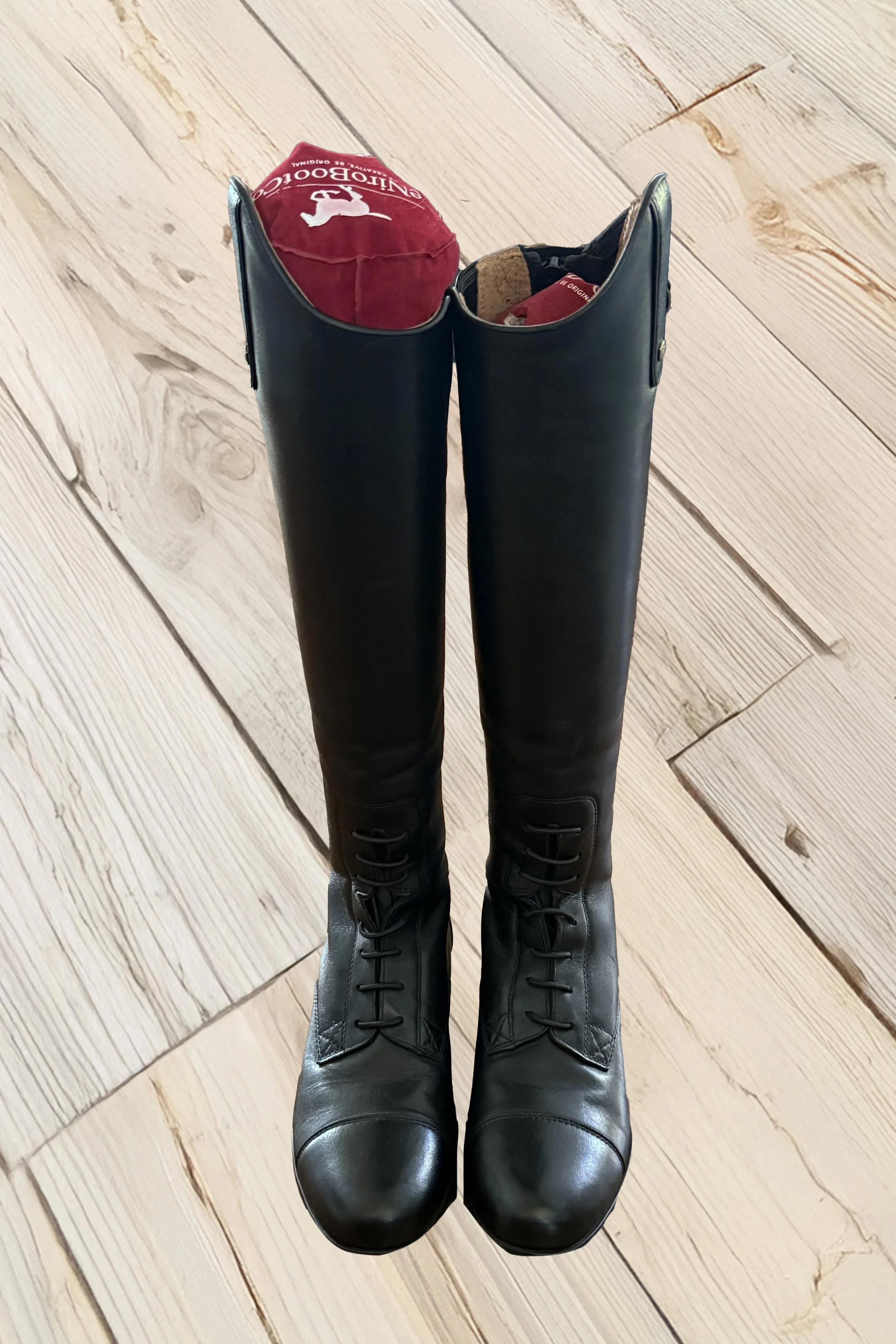 Ariat 4.jpg