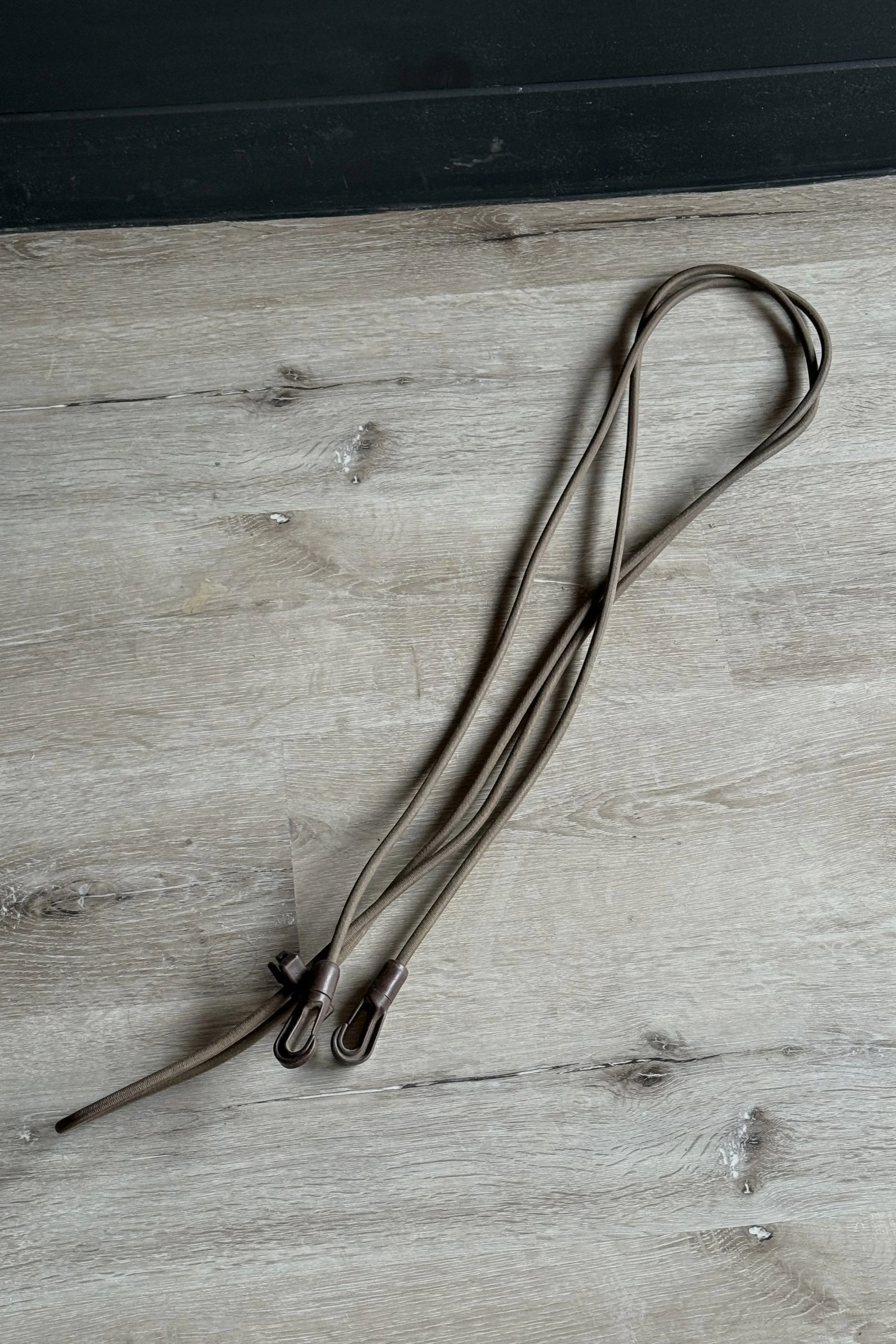 Horze Adjustable Neck Stretcher In Brown - Horse