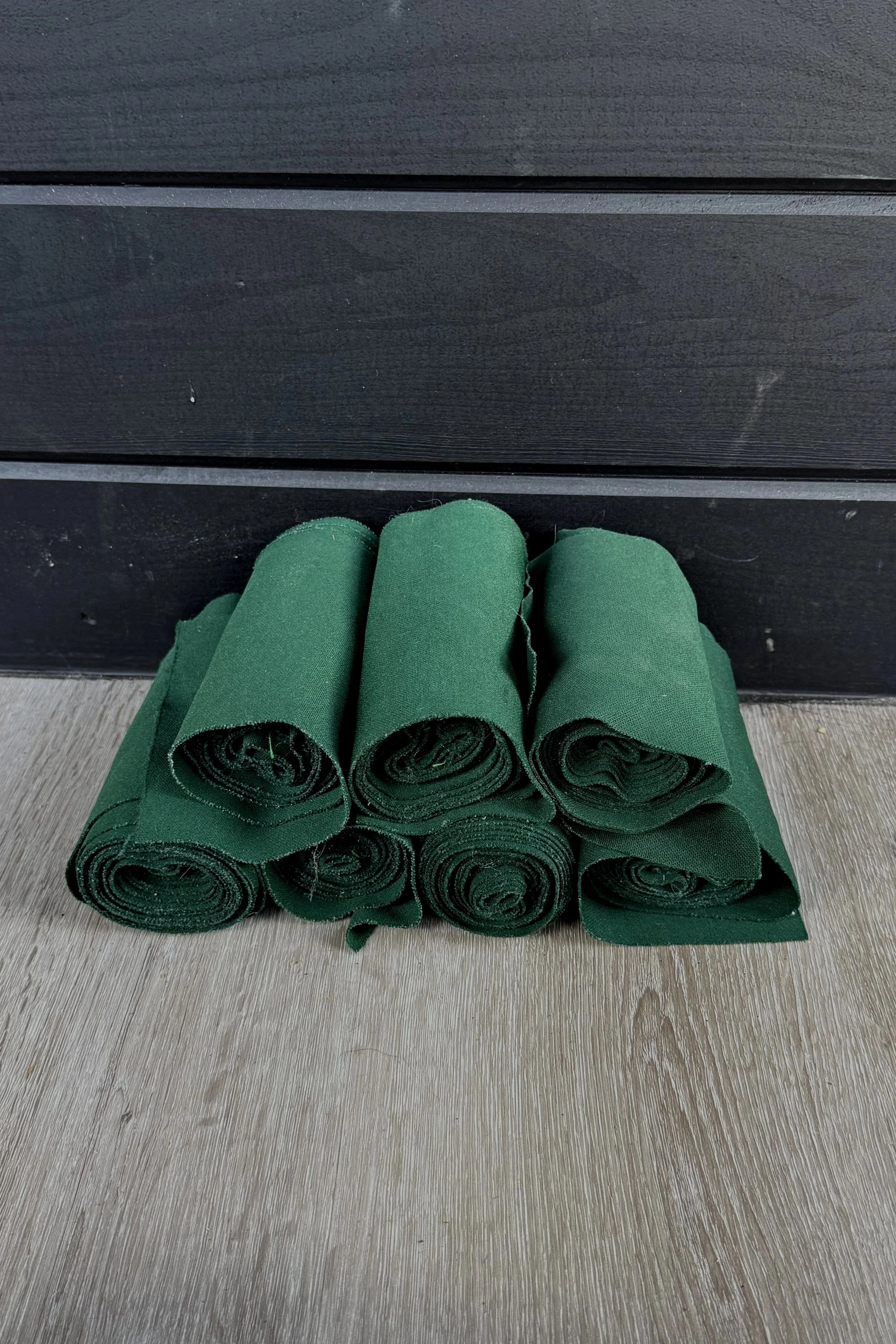 Set Of 7 Standing Wraps In Green