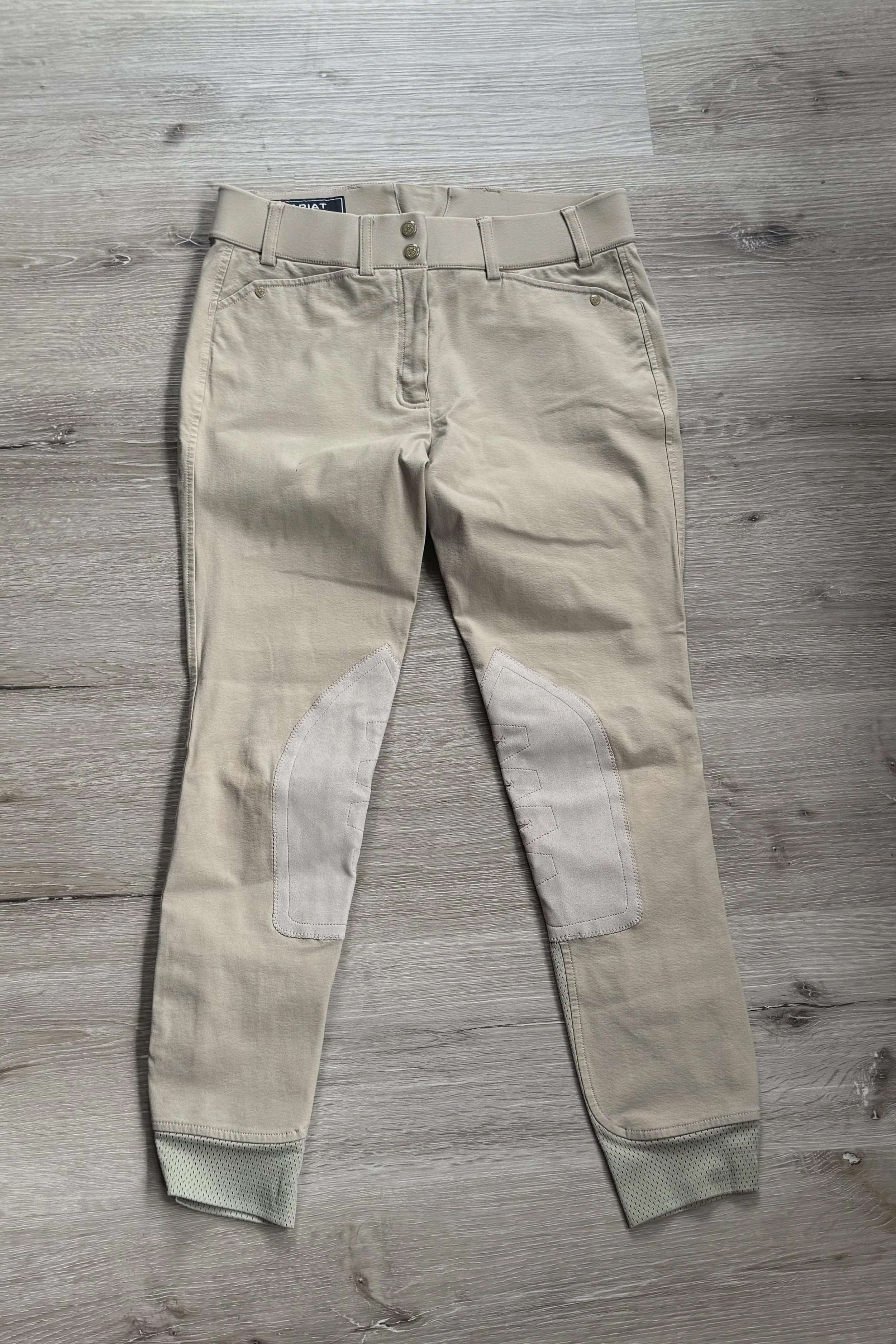 Ariat tan 2 .jpg