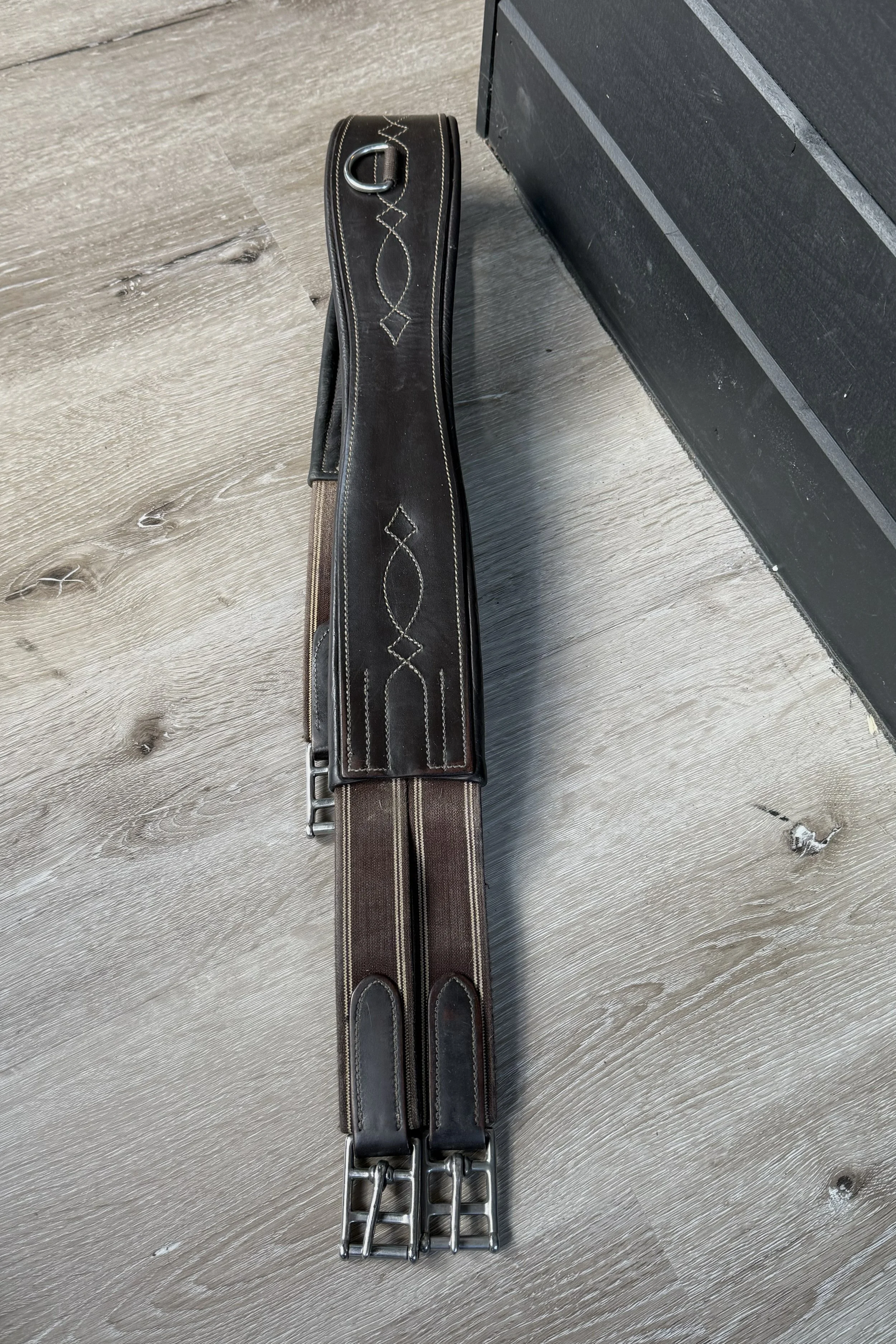 Leather Girth In Brown - 52"