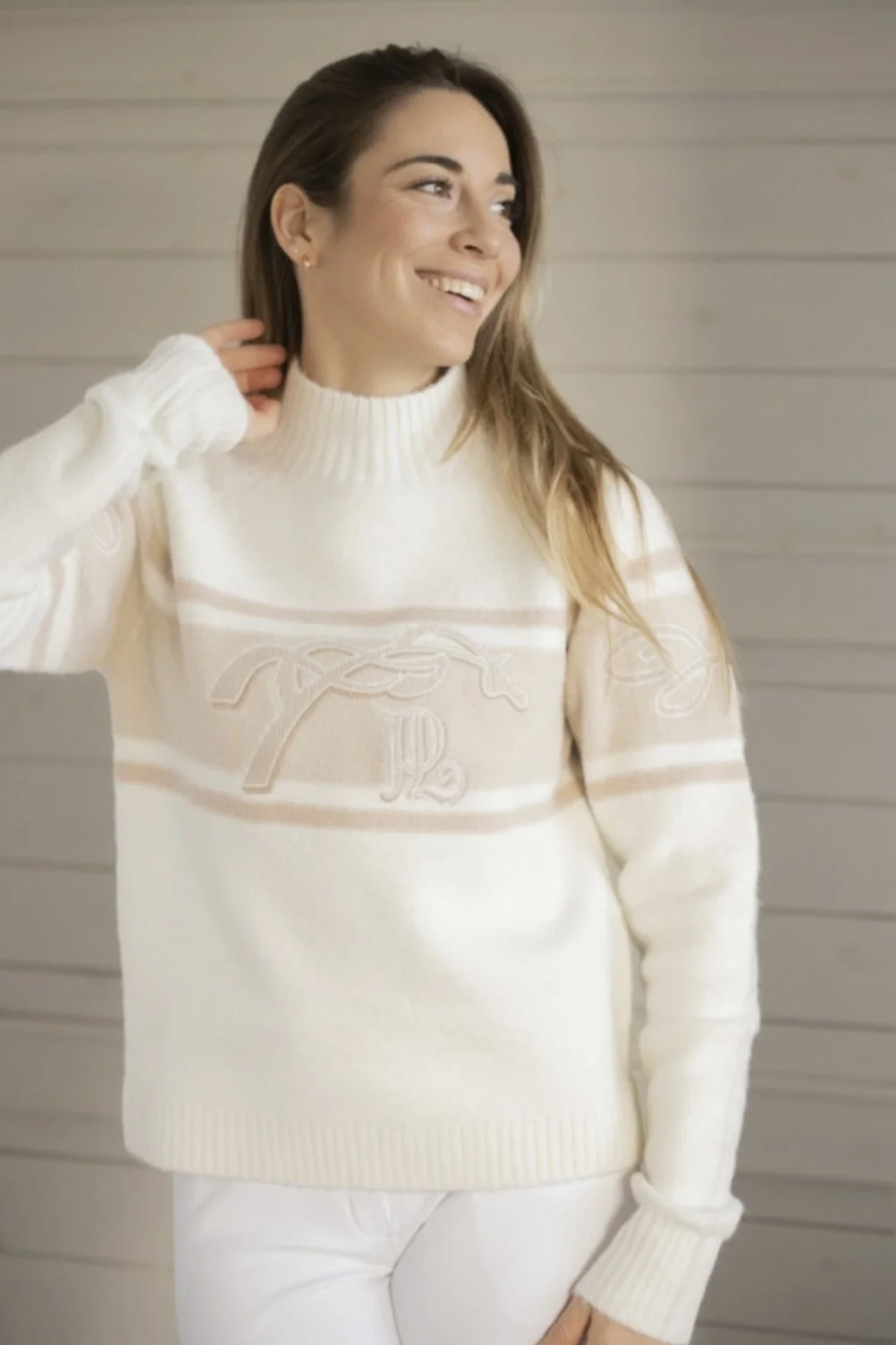 Penelope Noris Pullover Sweater In Beige & Camel